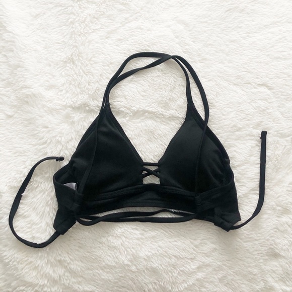 Floral Black Bikini Top - Picture 2 of 4